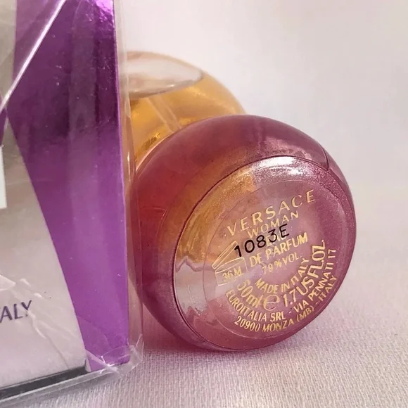 Versace Woman Eau de Parfum 50ml. New in seal box. - Picture 8 of 8